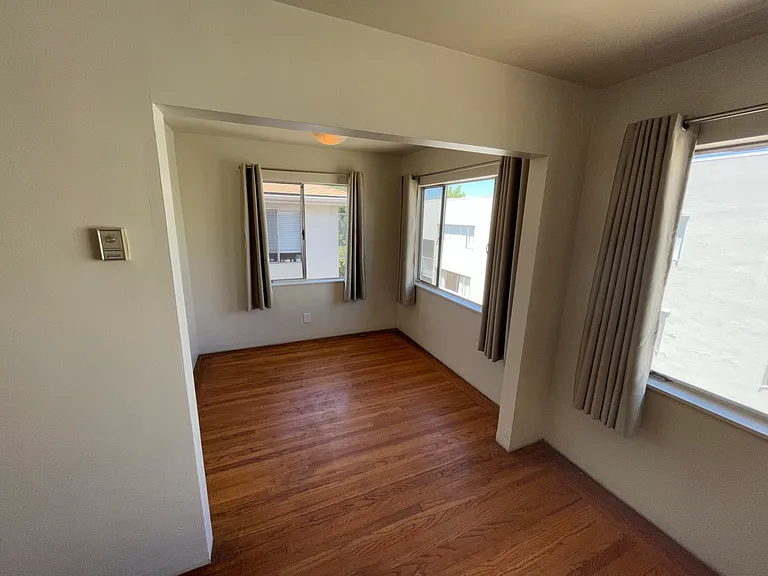 361 Vernon St #102 — Photo 2