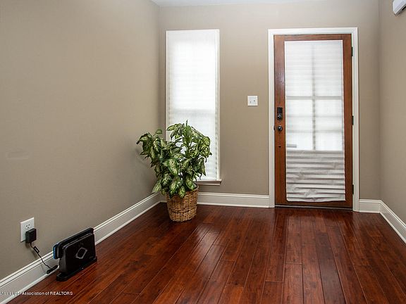 4th image of 6398 Arbor Lake Dr E