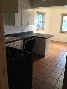 4540 N May Ave — Photo 7