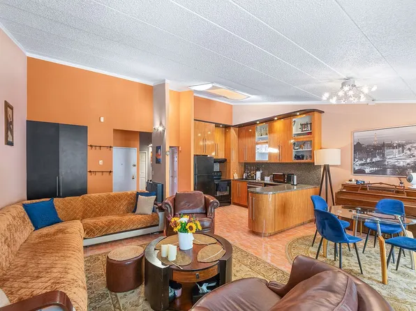 328 101st St APT 36E, Brooklyn, NY 11209
