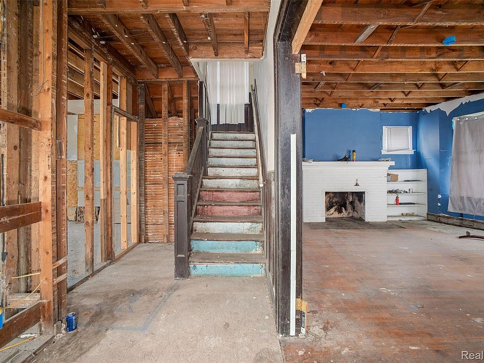 1441 Longfellow St, photo 11