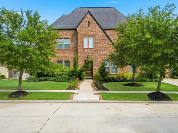 5735 Genoa Springs Ln, Sugar Land, TX 77479