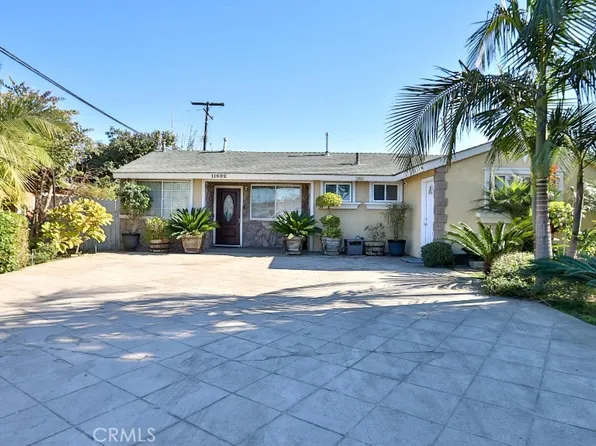 11692 Moen St, Anaheim, CA 92804
