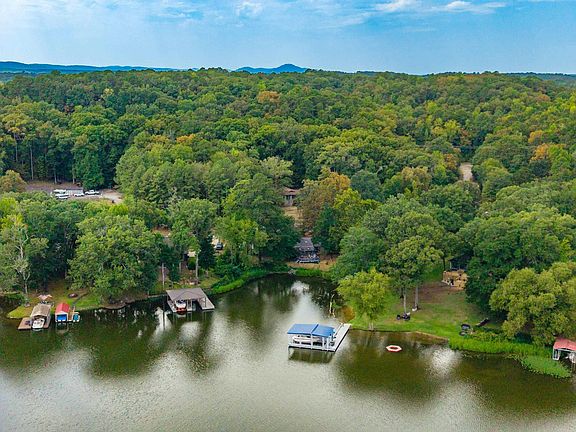 4th image of 218 Scenic Dr
