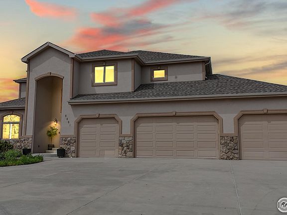 2nd image of 8881 Longs Peak Cir