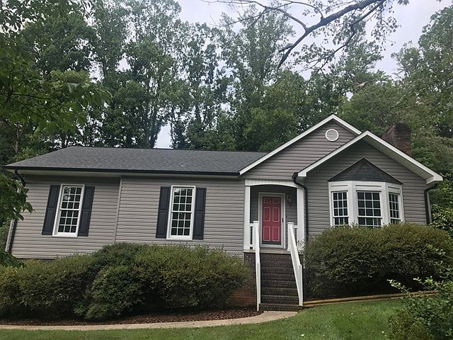 1st image of 195 Sedgefield Cir