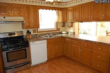 5th image of 5832 Bradford Way
