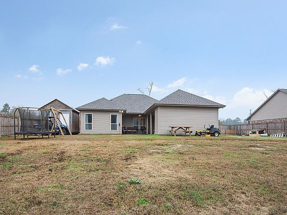 3rd image of 15458 Nova Ln