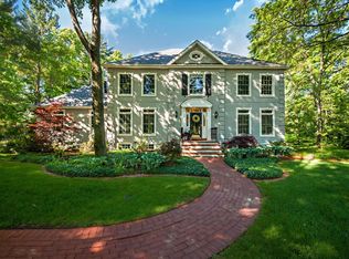 3284 Estates Dr, Saint Joseph, MI 49085