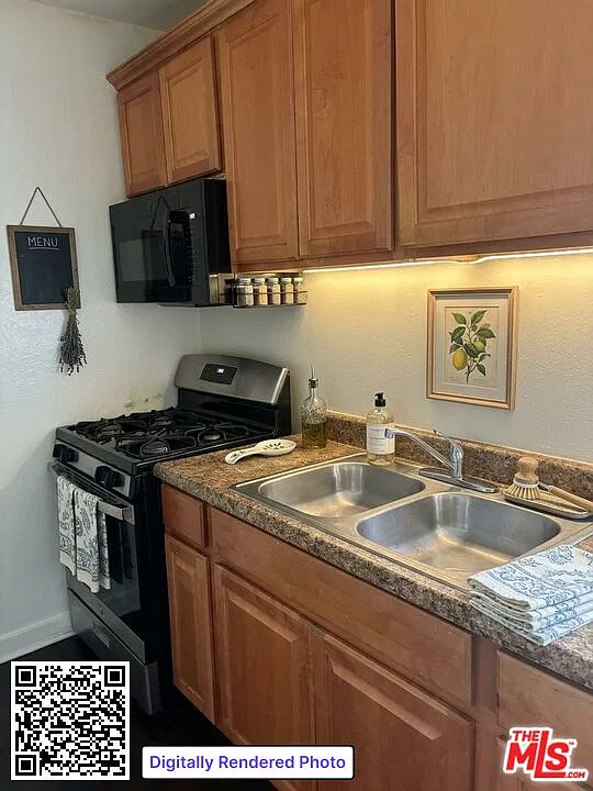1238 W Adams Blvd — Photo 3