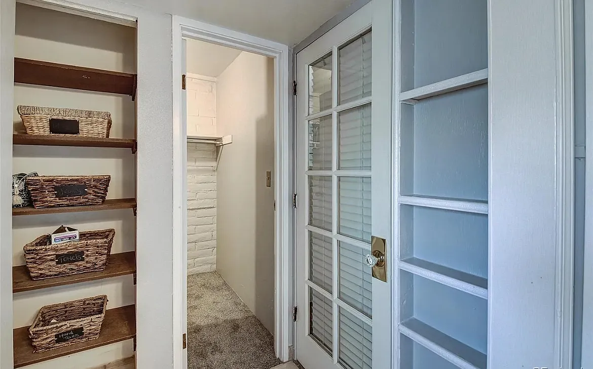 2 bed, 864 sqft, $1,800 — Photo 3