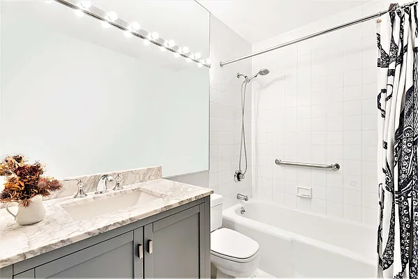 Sold by Compass | media 7