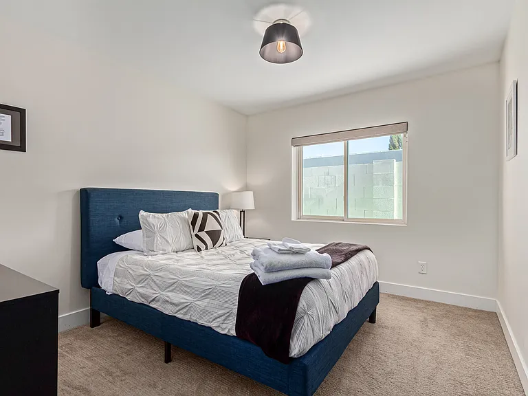 5202 E Karen Dr — Photo 18