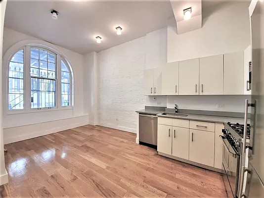 Rented by Ideal Properties Group | media 45