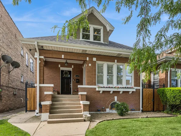 5305 W Addison St, Chicago, IL 60641
