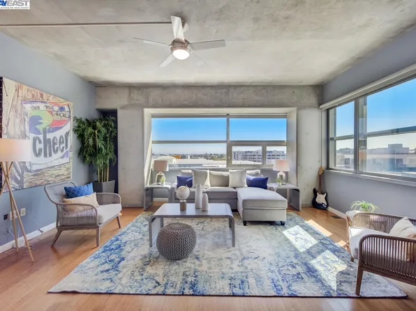 428 Alice St APT 736, Oakland, CA 94607