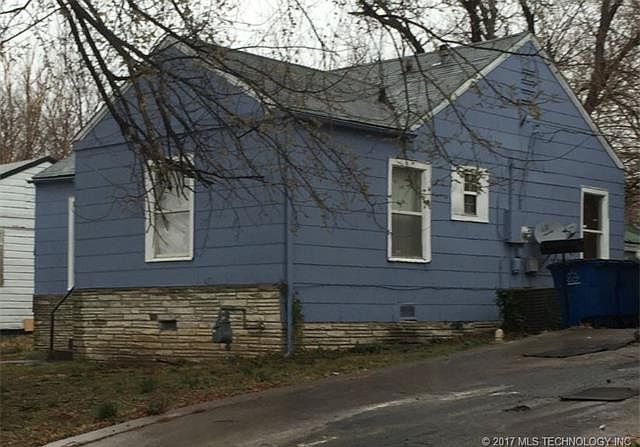 2nd image of 1619 N Main St