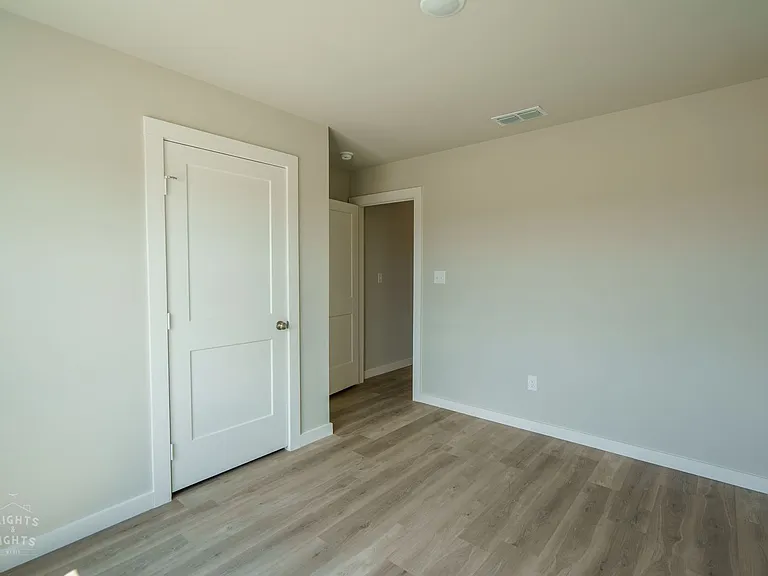 2701 Baron Ave — Photo 19