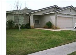 1st image of 1400 Pinewood Dr