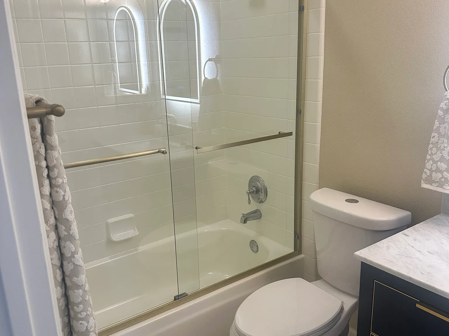 1 bed, 550 sqft, $2,395 — Photo 4