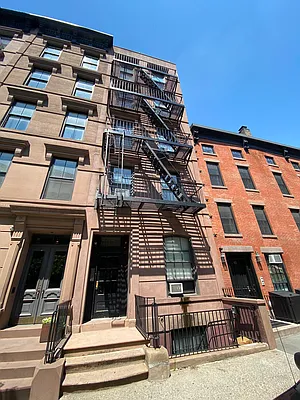 Rented by JM Preston Properties LLC | media 27