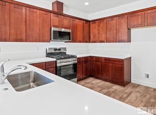 920 Agate Way, Fernley, NV 89408