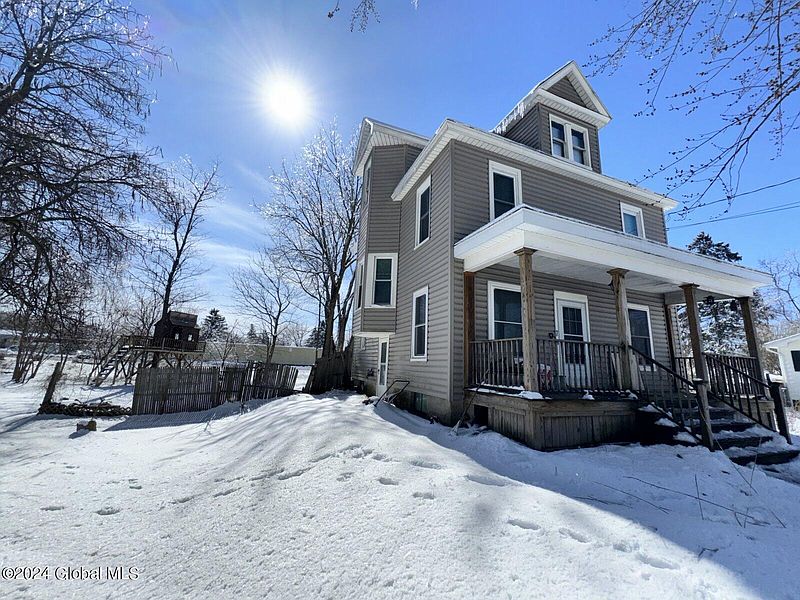 3rd image of 7 Gebhardt Street