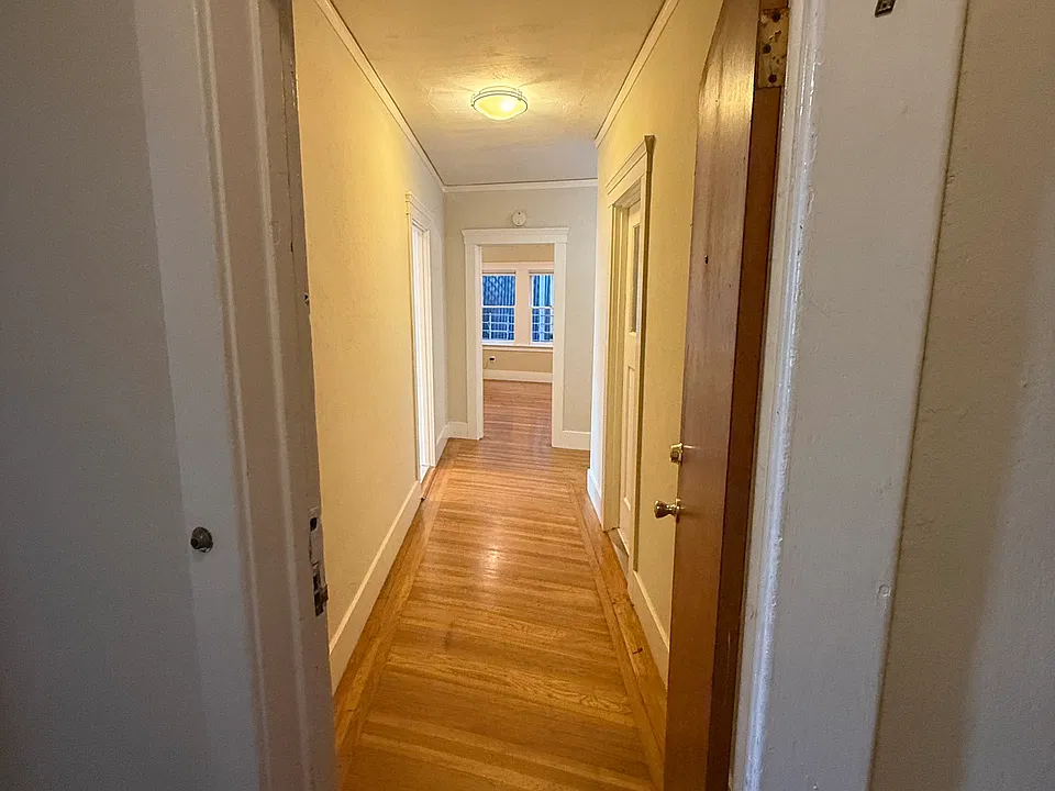 600 Brooklyn Ave #4
