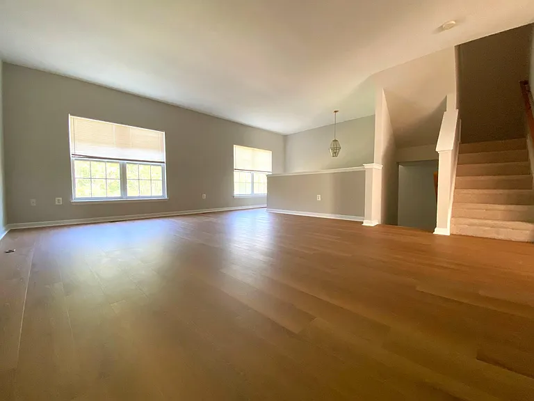 1124 Hampton St — Photo 6