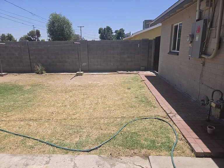 6717 N 53rd Ave — Photo 11