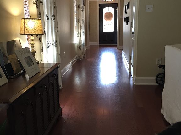 5th image of 221 Amelia St