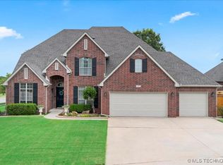 1301 S Aster Pl, Broken Arrow, OK 74012