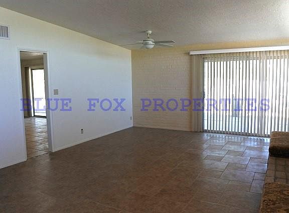 4th image of 862 W San Martin Dr