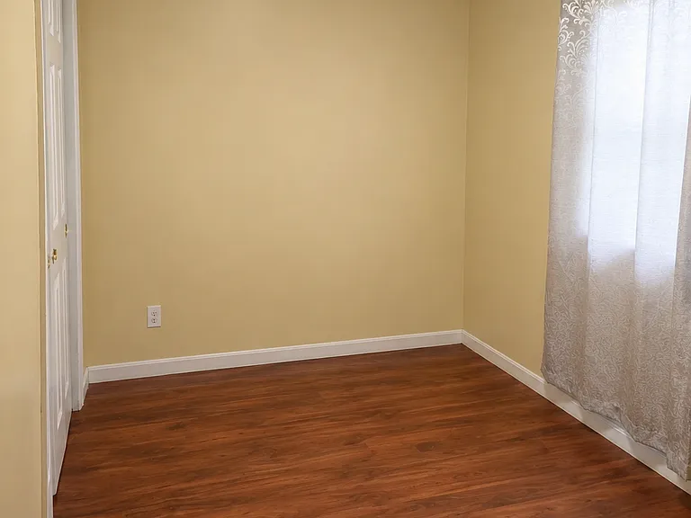 39 Clark St #2 — Photo 3