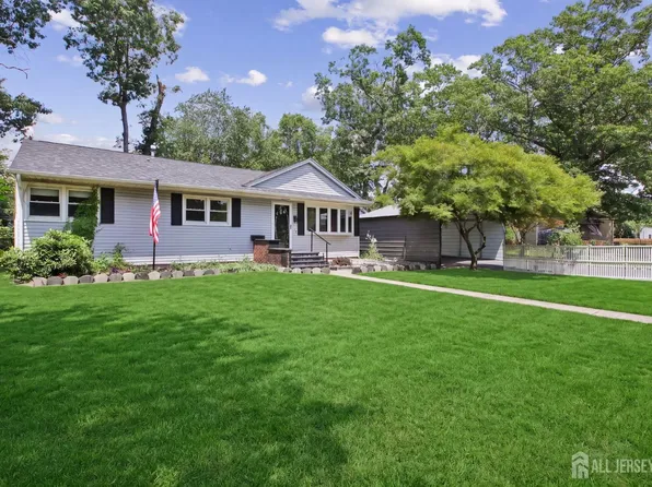 47 Ashmall Ave, Monroe Township, NJ 08831