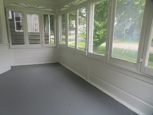 211 Ellicott St — Photo 4