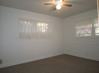 7730 Loma Verde Ave, Canoga Park, CA 91304