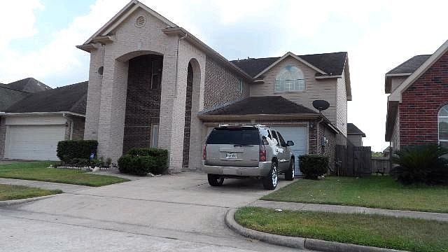 2nd image of 1919 Wood Trails Ct