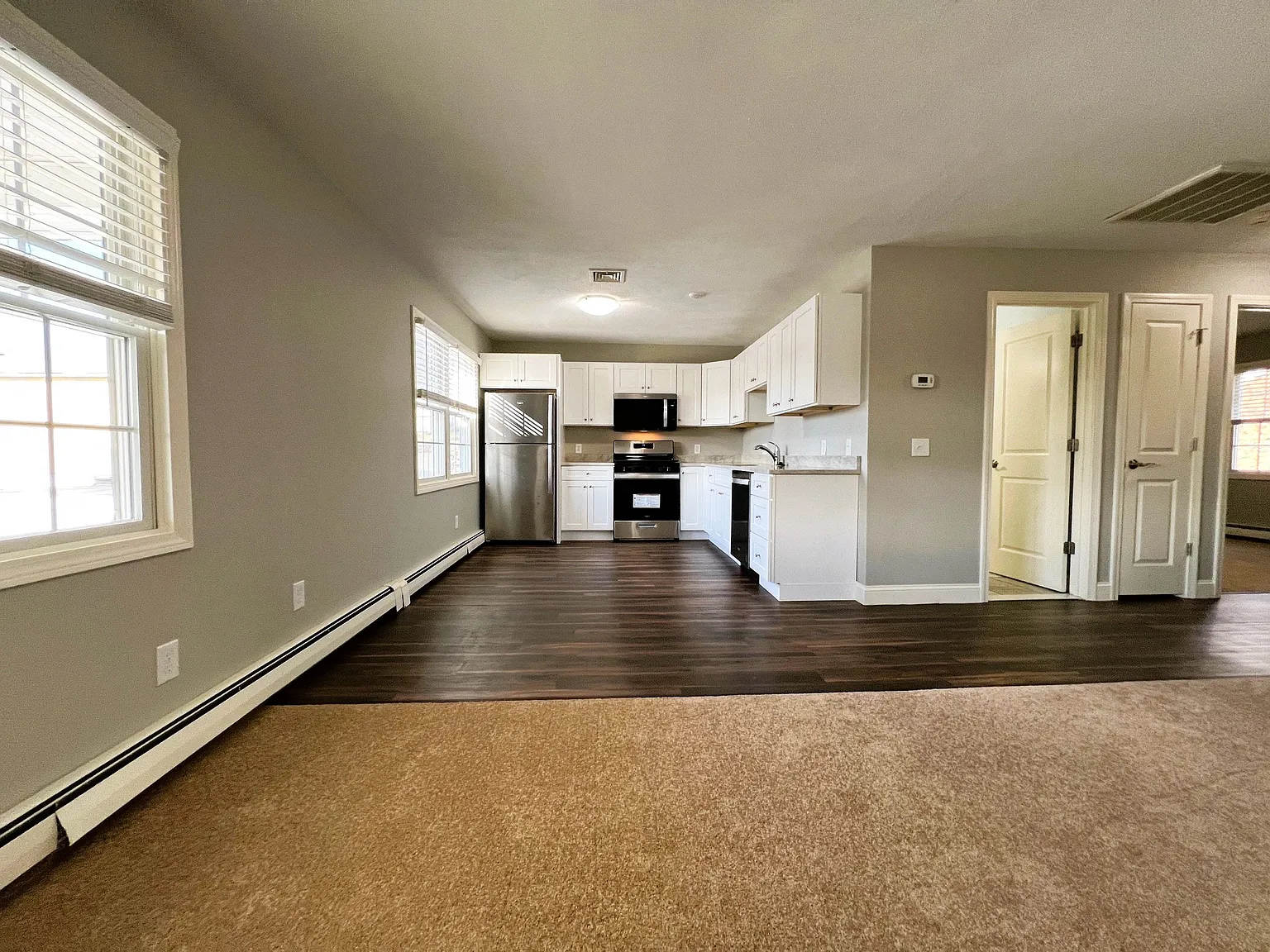 Cass/Elm - 2 — Photo 3