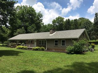 2227 Sandusky Rd, Knoxville, TN 37912