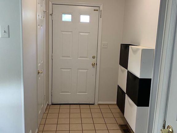 2nd image of 3942 Collis Oak Ct