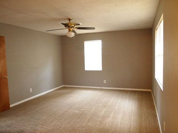 5th image of 3803 Pine Knoll Ct