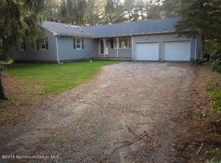 357 Lakeside Blvd, Bayville, NJ 08721