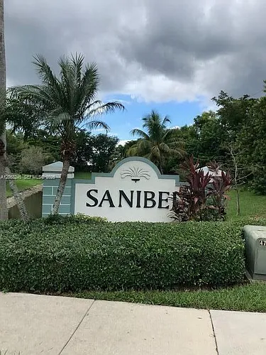 8040 Sanibel Dr #8040 Photo 1