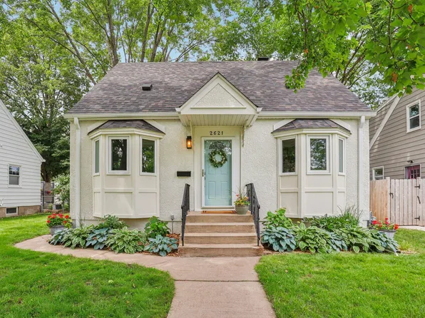 2621 Xerxes Ave N, Robbinsdale, MN 55422