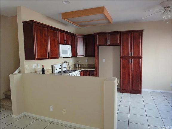 2nd image of 1051 Moro Ct
