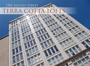 1501 Locust 403, Saint Louis, MO 63103