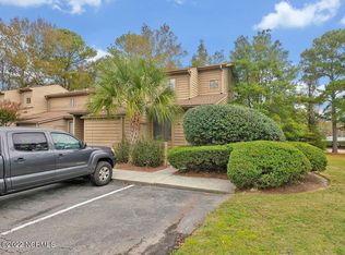 232 Saint Luke Ct, Wilmington, NC 28409