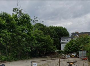 13 Northampton St, Worcester, MA 01605