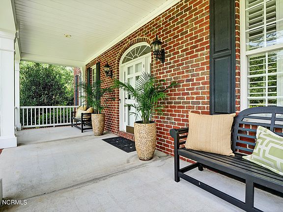 3rd image of 5167 Nicholas Creek Circle